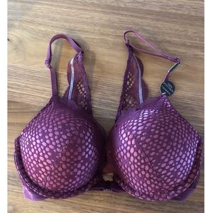 NWT Sexy Victoria’s Secret Bombshell Racerback Bra